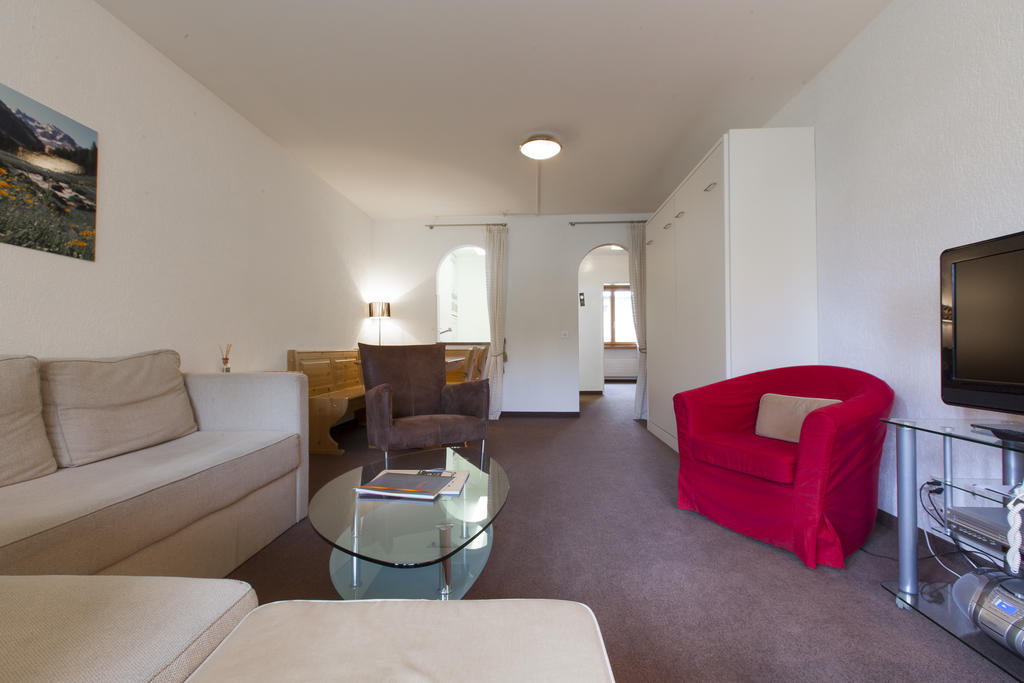 Residenz Alpina Im Kurhaus Apartment Lenzerheide Room photo